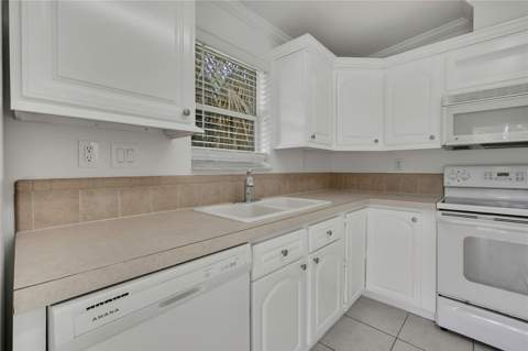 5610 Ramada Street, Weeki Wachee FL - photo 18 of 60