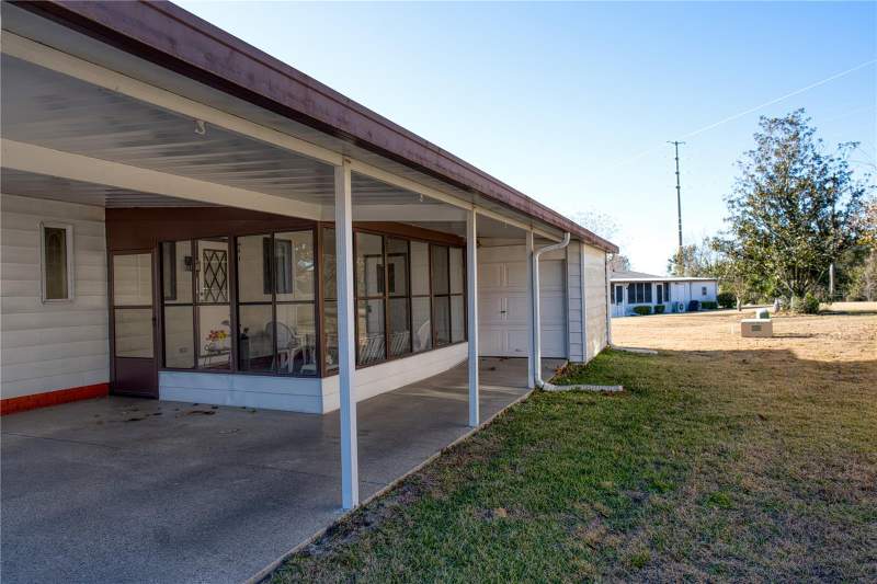 2 bedroom Manufactured Home at 1863 W Schwartz Boulevard, Lady Lake Orange Blossom Gardens Unit 08, Lady Lake — photo 3