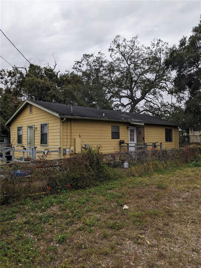 3 bedroom Single Family Residence at 2412 E Dr Martin Luther King Jr Boulevard, Progreso, Tampa — photo 2