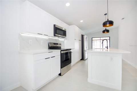 9409 Lonsdale Court, Tampa FL - photo 22 of 30
