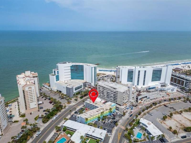 Pelican Pointe On
