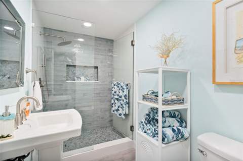 337 Rex Place #G, Madeira Beach FL - photo 19 of 40