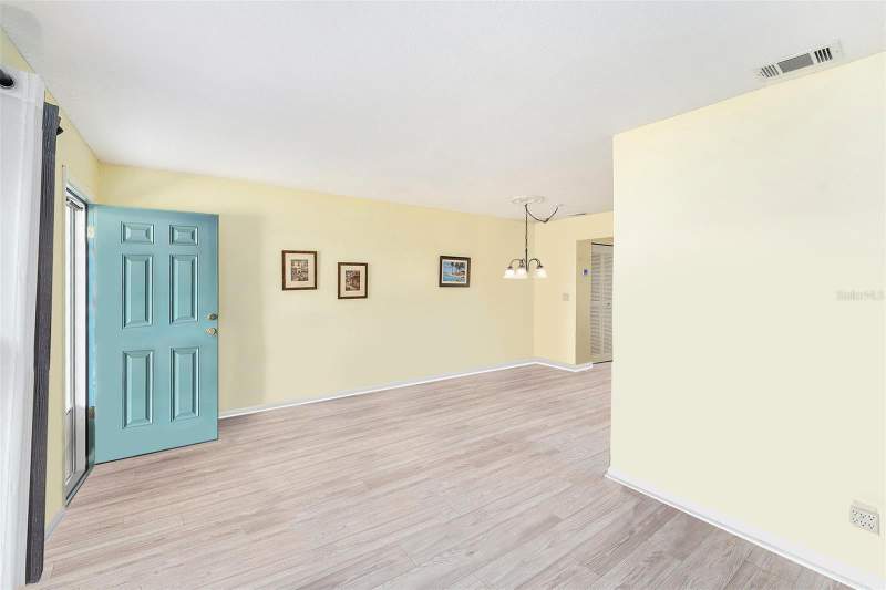 1 bedroom Condominium at 5216 81st Street #2, Paradise Shores, St Petersburg — photo 5