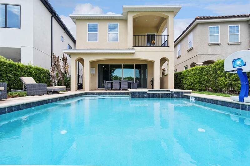 5 bedroom Single Family Residence at 785 Desert Mountain Court, Reunion West Village 3A, Kissimmee — photo 2