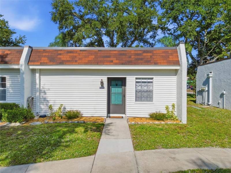 Mission Oaks Condo