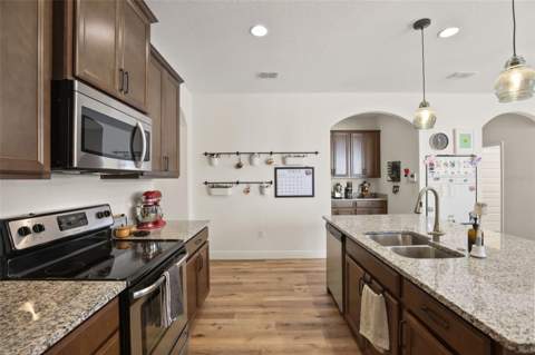 16082 Hampton Crossing Drive, Winter Garden FL - photo 13 of 60