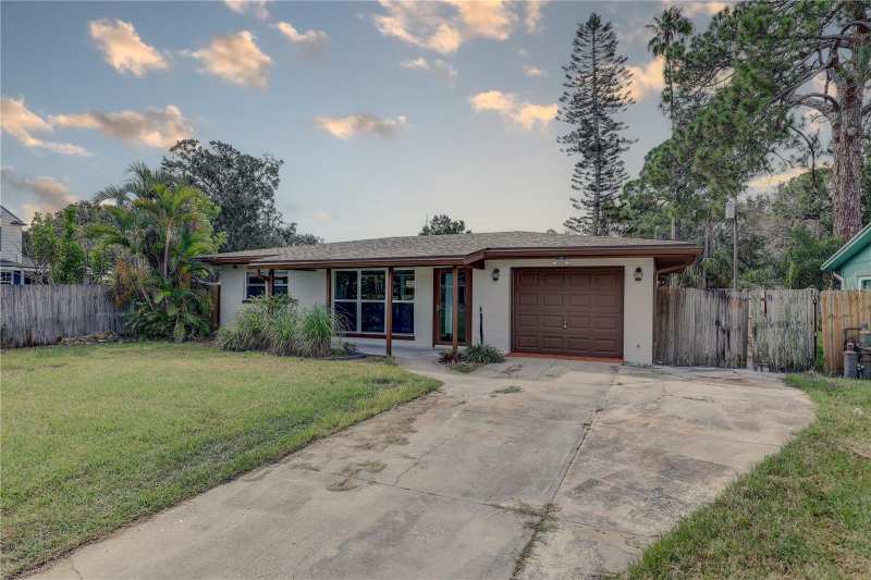 2 bedroom Single Family Residence at 330 83rd Avenue, Rio Vista, St Petersburg — photo 1