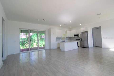 10441 Monticello Drive, Port Charlotte FL - photo 10 of 36