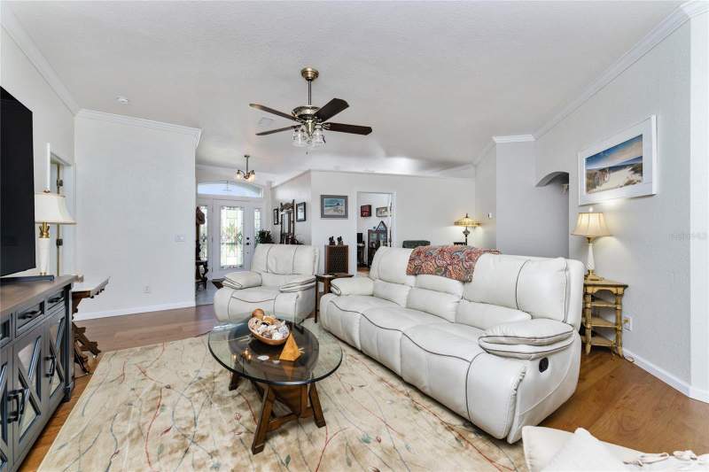 4 bedroom Single Family Residence at 15105 Aldama Circle, Port Charlotte Sec 082, Port Charlotte — photo 5