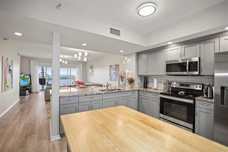 2 bedroom Condominium at 6495 Shoreline Drive #8502, Shores Of Long Bayou Condo, St Petersburg — photo 5
