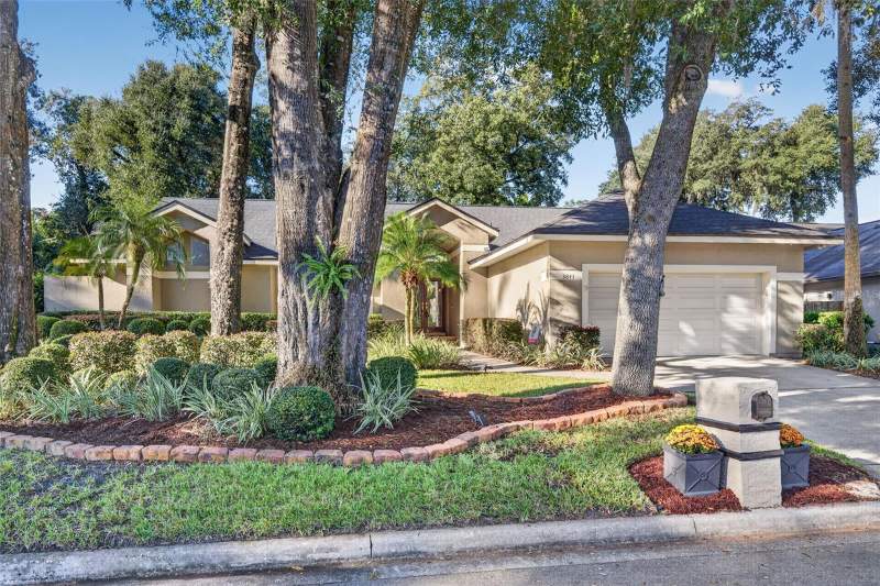 4 bedroom Single Family Residence at 3843 Watercrest Drive, Sweetwater Spgs, Longwood — photo 2