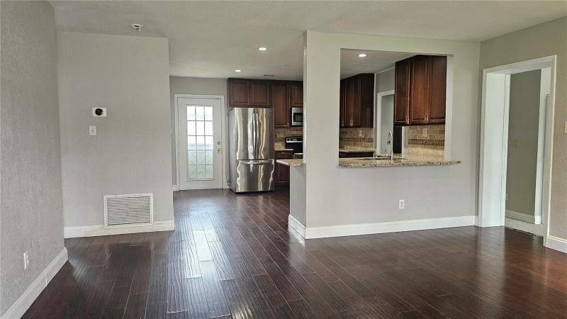 4 bedroom Single Family Residence at 314 WOODLAND DRIVE, JOANNA SHORES, EUSTIS — photo 5