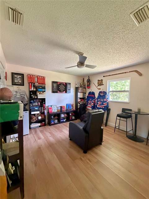 6353 Florida Avenue, New Port Richey FL - photo 16 of 34