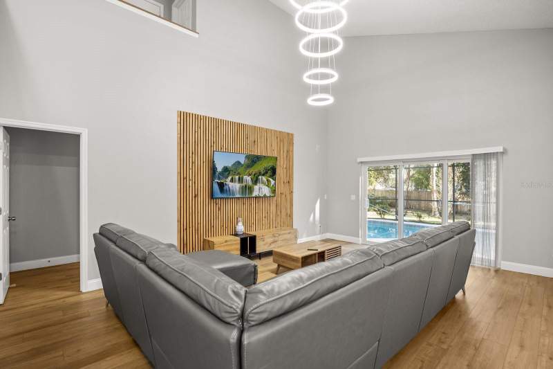 4 bedroom Single Family Residence at 4411 White Oak Circle, Whispering Oaks, Kissimmee — photo 3