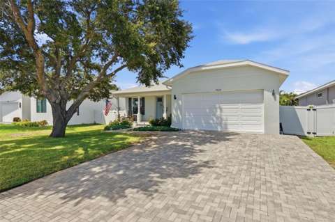 7859 40Th Avenue, home for sale in St. Petersburg 33709