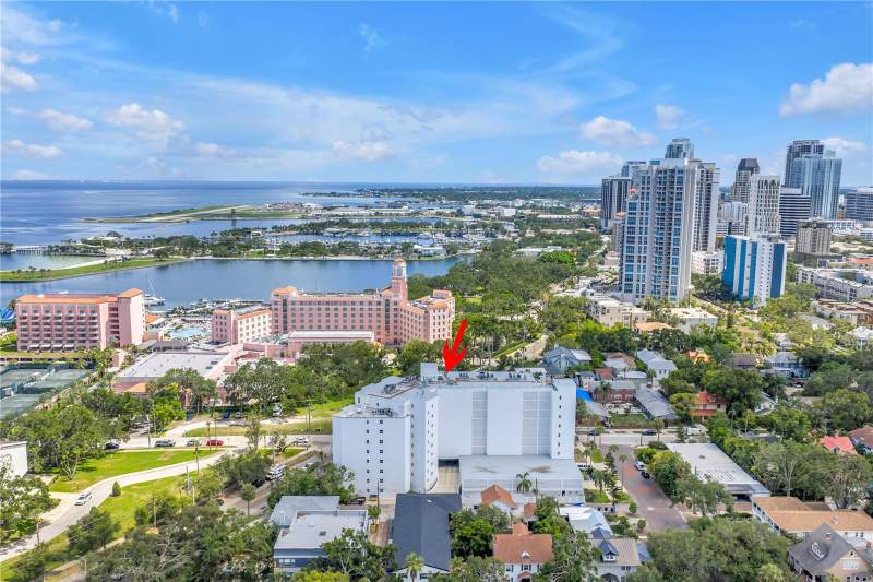 Harbour Hill Condo