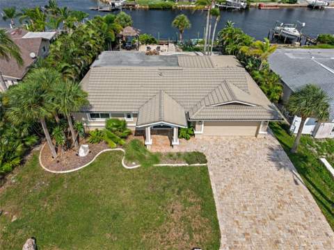 5548 Leeward Lane, New Port Richey FL - photo 8 of 69