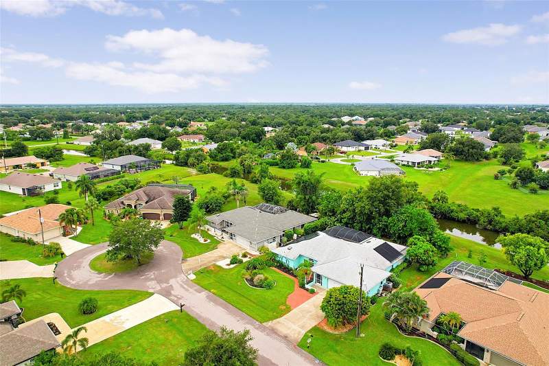 3 bedroom Single Family Residence at 339 Barcelona Street, Punta Gorda Isles Sec 20, Punta Gorda — photo 4