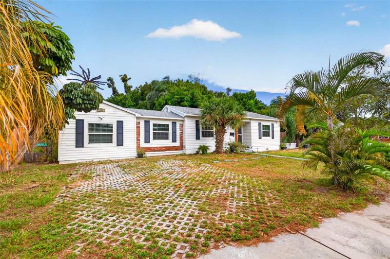 3 bedroom Single Family Residence at 3201 11th Avenue, Floral Villa Estates, St Petersburg — photo 2