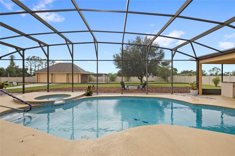 5 bedroom Single Family Residence at 12901 Phillips Road, Groveland Farms 32-22-25, Groveland — photo 5