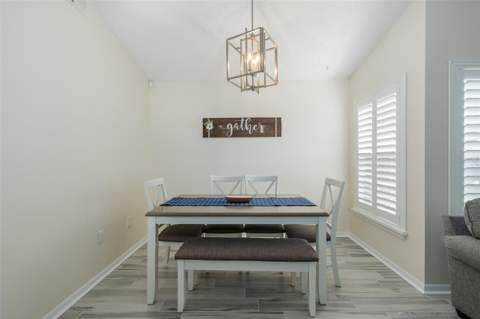 4242 Northampton Drive, New Port Richey FL - photo 9 of 43