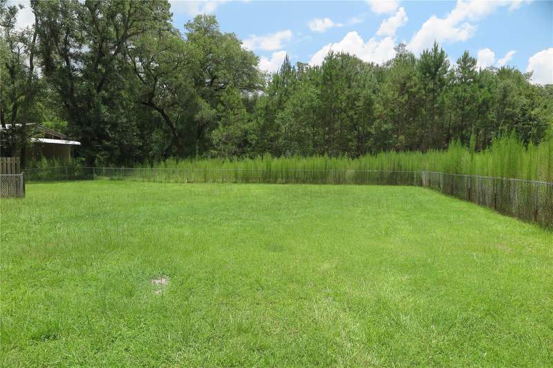 3 bedroom Single Family Residence at 11320 122nd Trail, Live Oak, Live Oak — photo 3