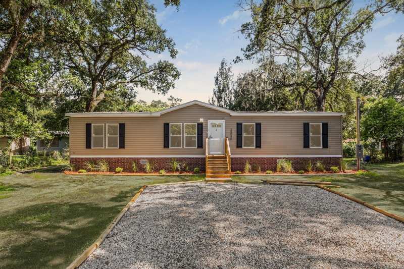 4 bedroom Manufactured Home at 25046 Celestial Street, Christmas Park First Add, Christmas — photo 1