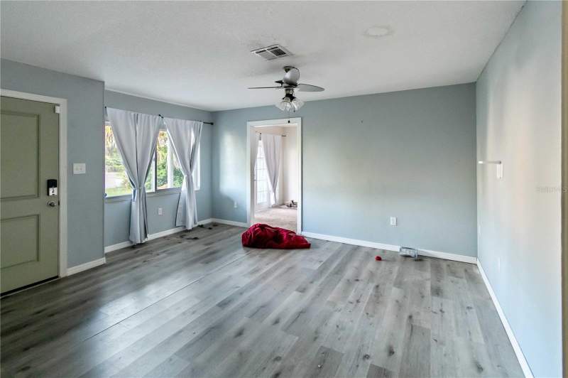 3 bedroom Single Family Residence at 1111 South Street, Eustis Weavers Sub, Eustis — photo 2