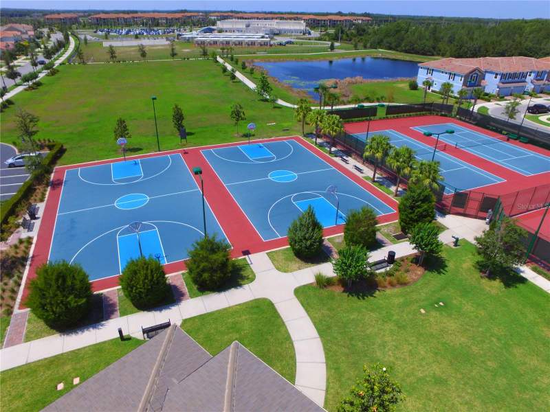 4 bedroom Condominium at 10520 Belfry Cir #1, Eagle Crk Ph 1C-Vlg E, Orlando — photo 4
