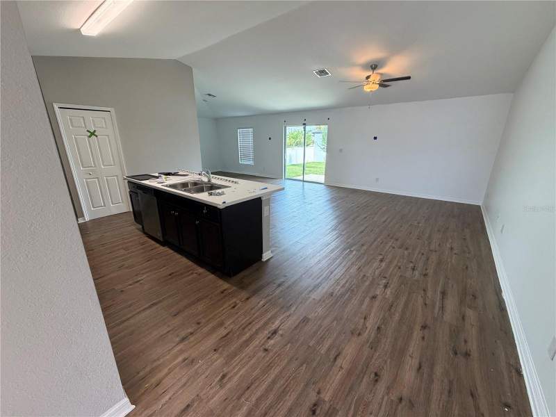 4 bedroom Single Family Residence at 2828 SW 2nd Terrace, Cape Coral, Cape Coral — photo 4