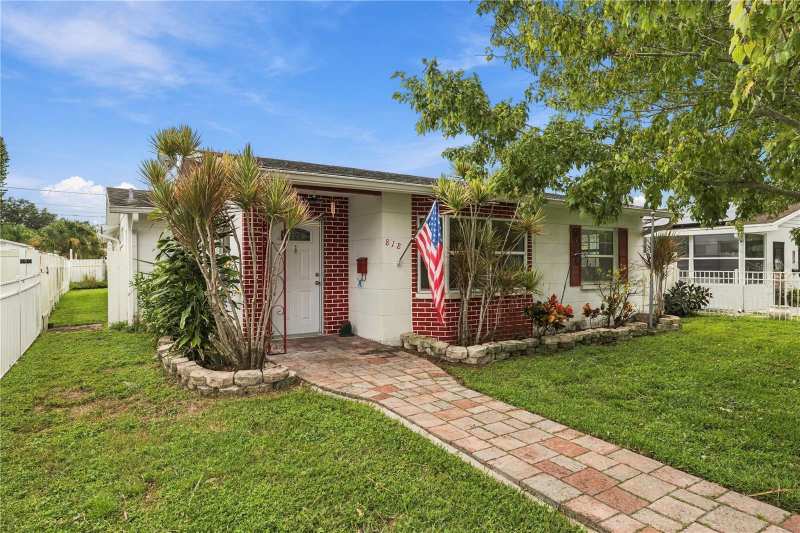 3 bedroom Single Family Residence at 818 90th Avenue, Georgian Terrace, St Petersburg — photo 1