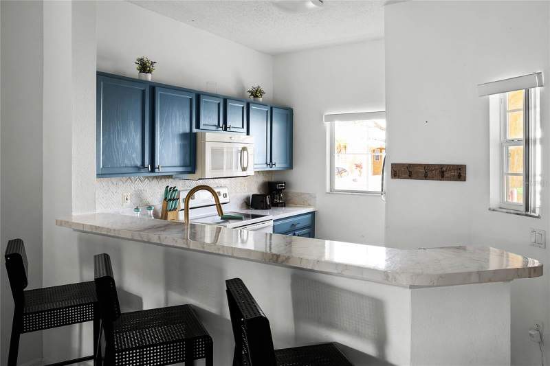 3 bedroom Townhouse at 1068 PARK RIDGE CIRCLE, LAKE BERKLEY RESIDENCE PH 2, KISSIMMEE — photo 5