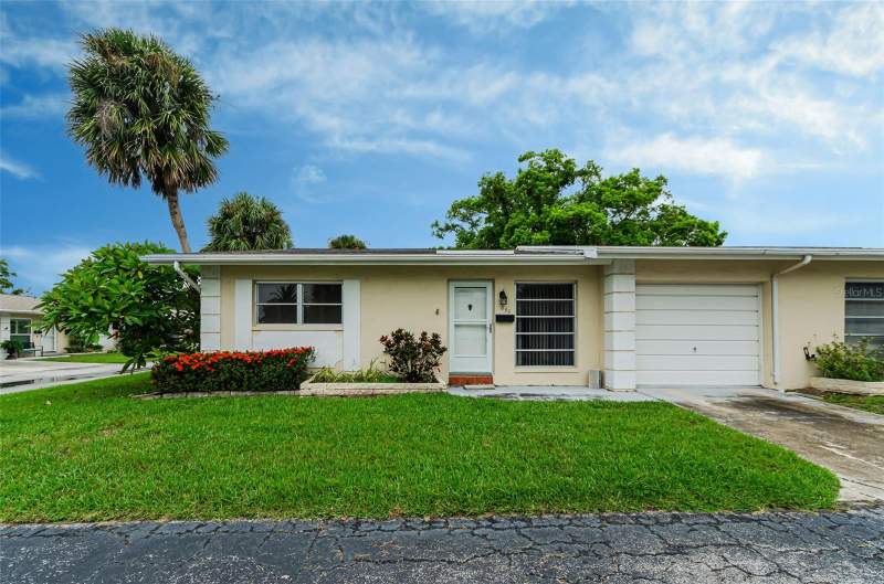 2 bedroom Villa at 830 Cambridge Court, Heather Hill Apts, Dunedin — photo 3