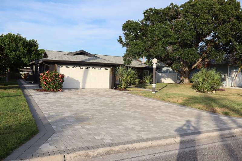 3 bedroom Single Family Residence at 1019 Spindle Palm Way, Apollo Beach Unit 08 A Resubdi, Apollo Beach — photo 2