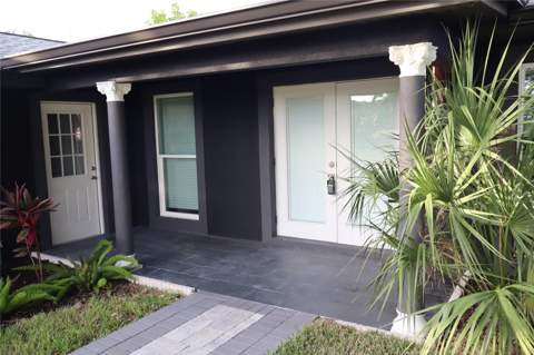 1019 Spindle Palm Way, Apollo Beach FL - photo 7 of 81