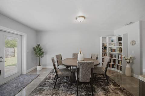 7003 Larimer Court, Tampa FL - photo 14 of 34