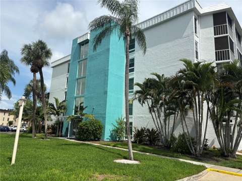 4910 38Th Way #411, home for sale in St. Petersburg 33711