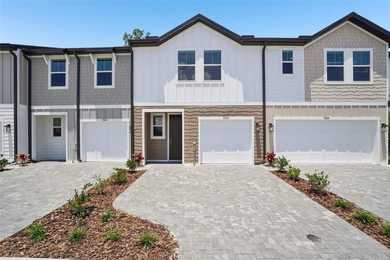 Montague TownhomesHomes for Sale in Tampa, FL