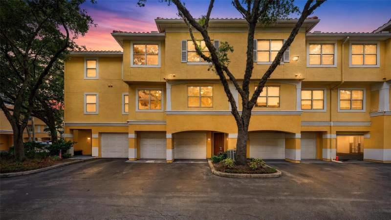 2847 Shadow View Circle #2847 home for sale in VISCONTI EAST BLDG 27
