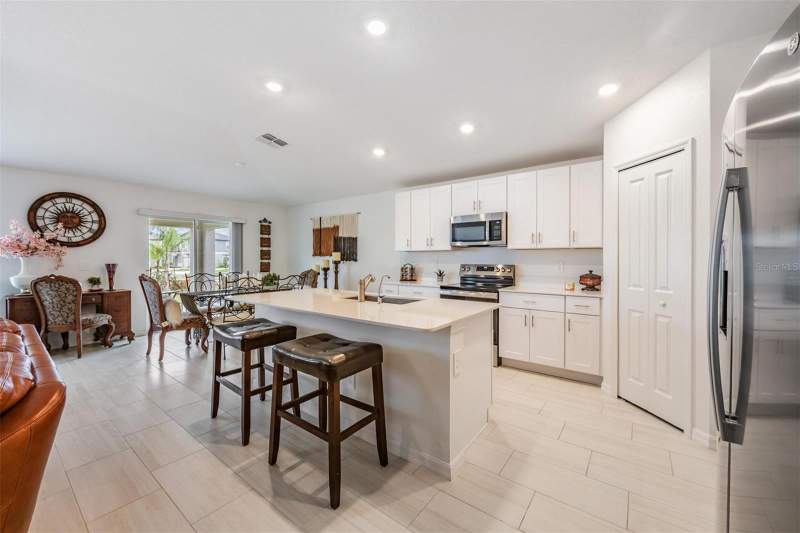 4 bedroom Single Family Residence at 32325 Wishing Haven Drive, Mirada Prcl 5, San Antonio — photo 5