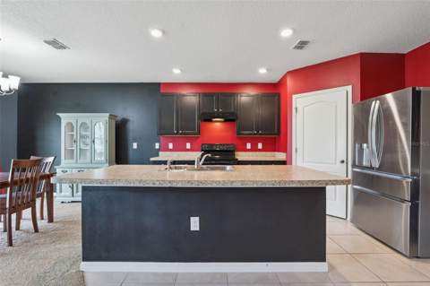 10528 Bronze Leaf Court, Leesburg FL - photo 12 of 58