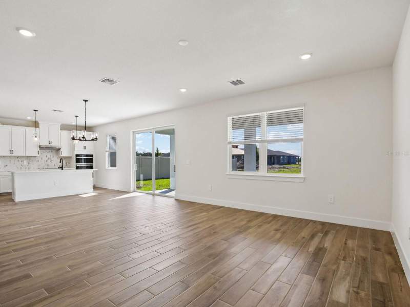4 bedroom Single Family Residence at 105 Shady Edge Loop, Magnolia Bay, Nokomis — photo 2