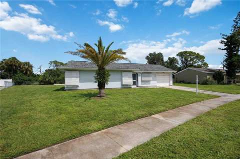 5858 Kenwood Drive, starter home for sale in North Port
