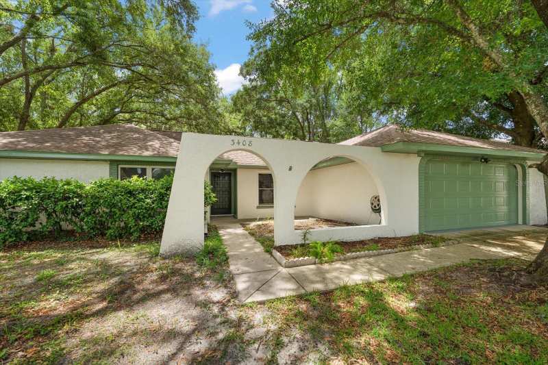 4 bedroom Single Family Residence at 3408 Cullendale Drive, North Lakes Sec E Unit 1, Tampa — photo 1