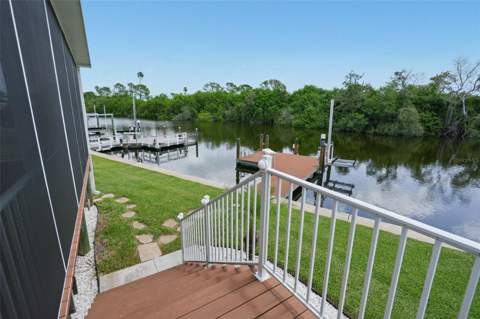 6825 Mount Orange Drive #390, St Petersburg FL - photo 9 of 76