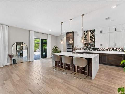 8408 Ludington Circle, Orlando FL - photo 6 of 51