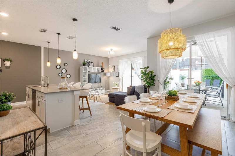 4 bedroom Townhouse at 4802 Love Storey Lane, Storey Lake Ph 3, Kissimmee — photo 5