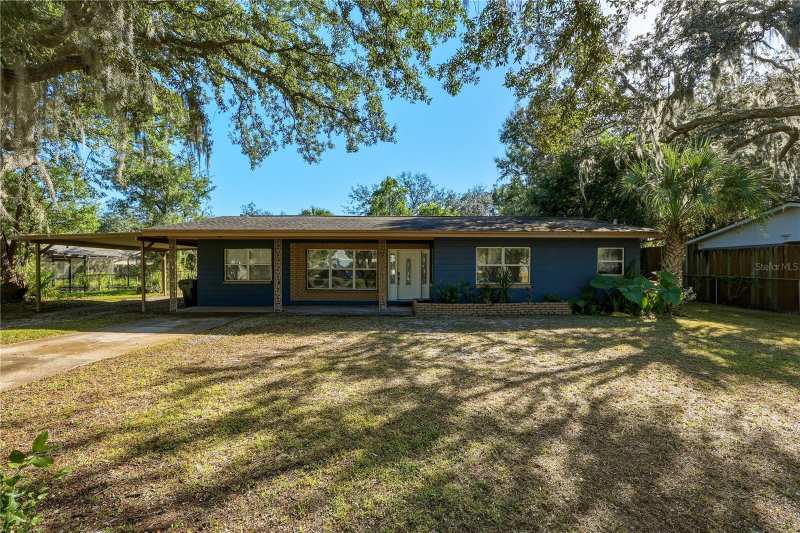 3 bedroom Single Family Residence at 8009 Cardinal Drive, Herchel Heights Rev, Tampa — photo 1