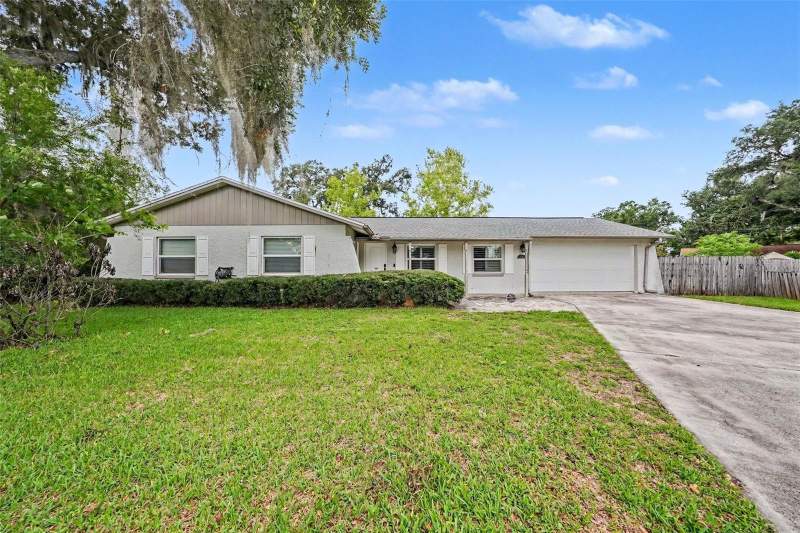 Loral SubHomes for Sale in Brandon, FL