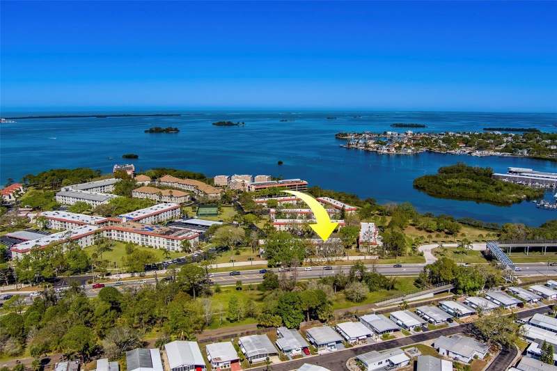 3 bedroom Townhouse at 2700 Bayshore Boulevard #588, Mediterranean Manors, Dunedin — photo 2
